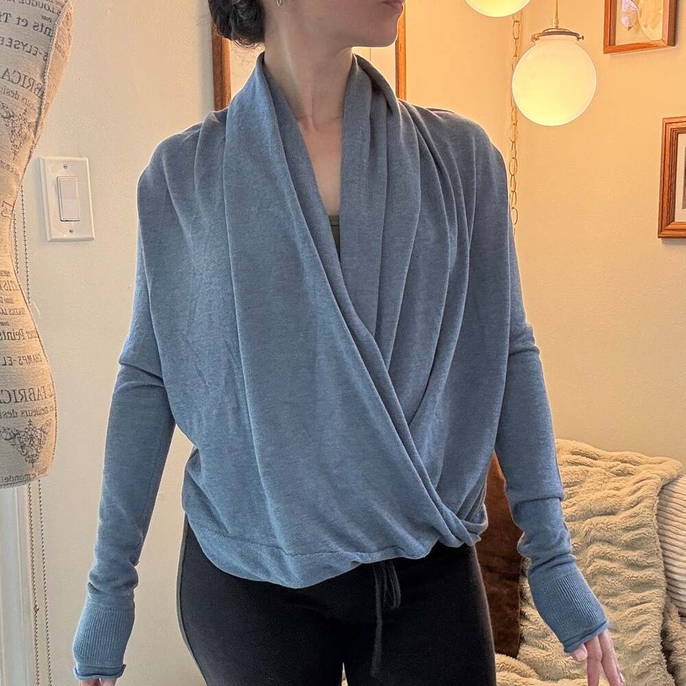 Lululemon Iconic Wrap Drape Sweater Cashmere Blend Heathered Blue Boolux Size 6